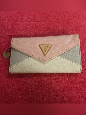 GUESS Tri-Tone light Pink and off White Envelope Wallet